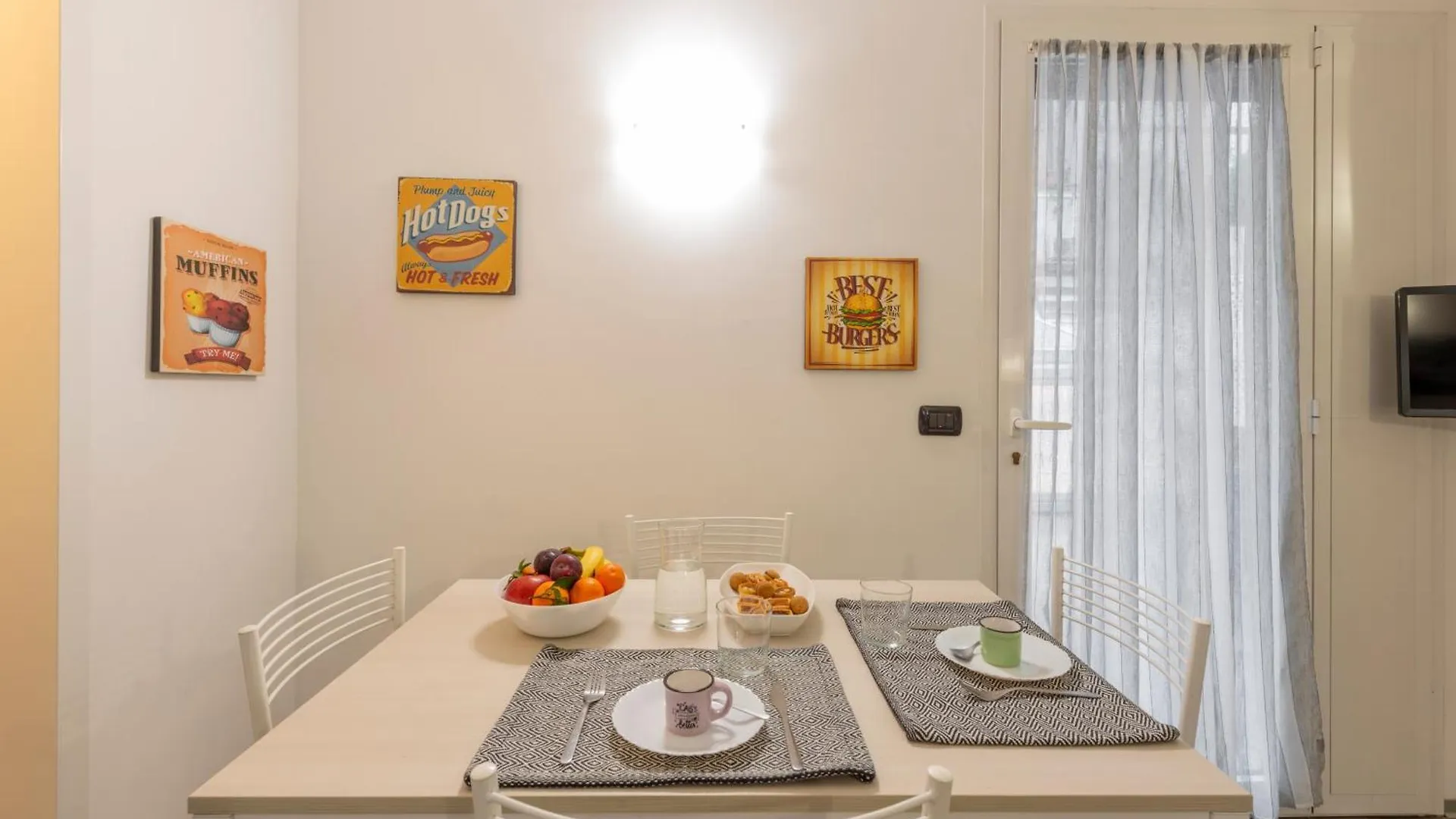 Apartment Bnbutler - Archimede 53 - Bright Studio Milan Italy