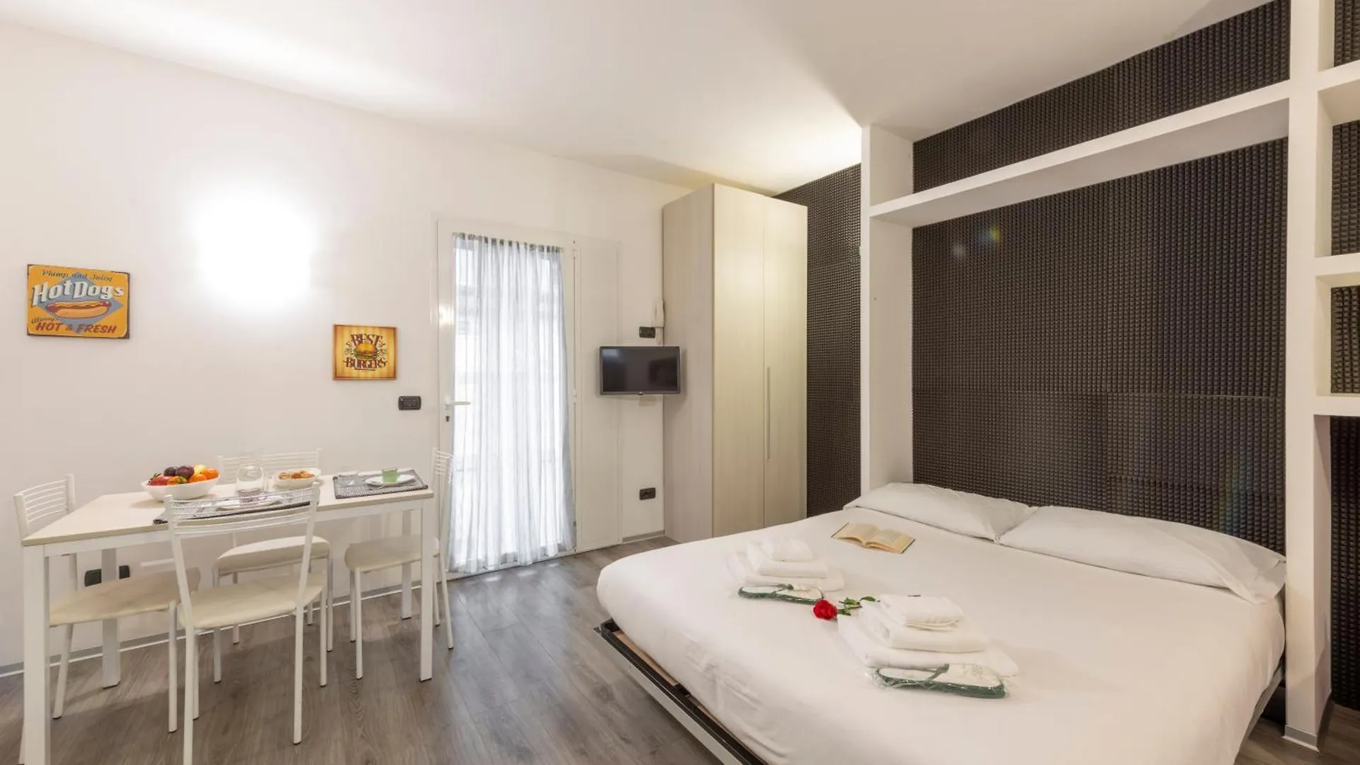 Apartment Bnbutler - Archimede 53 - Bright Studio Milan Italy