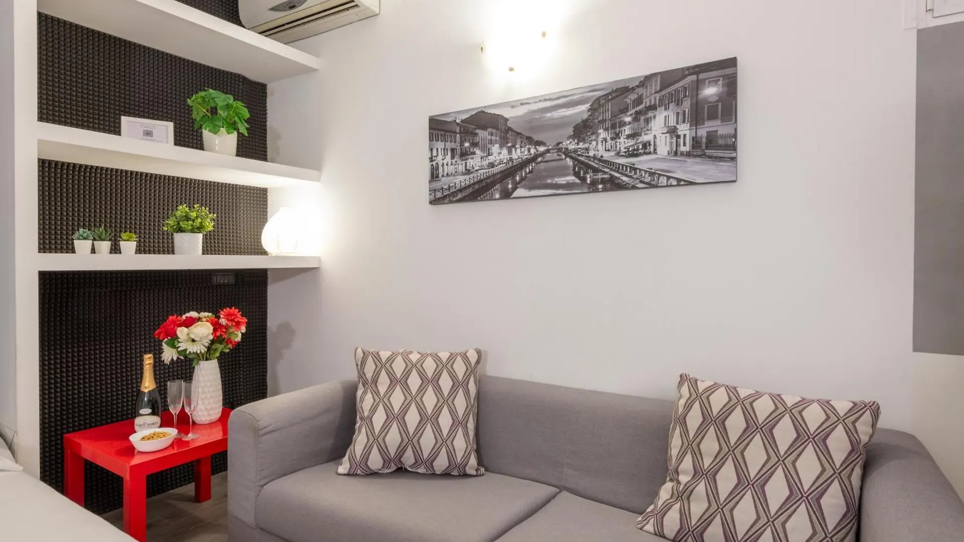 Apartment Bnbutler - Archimede 53 - Bright Studio Milan