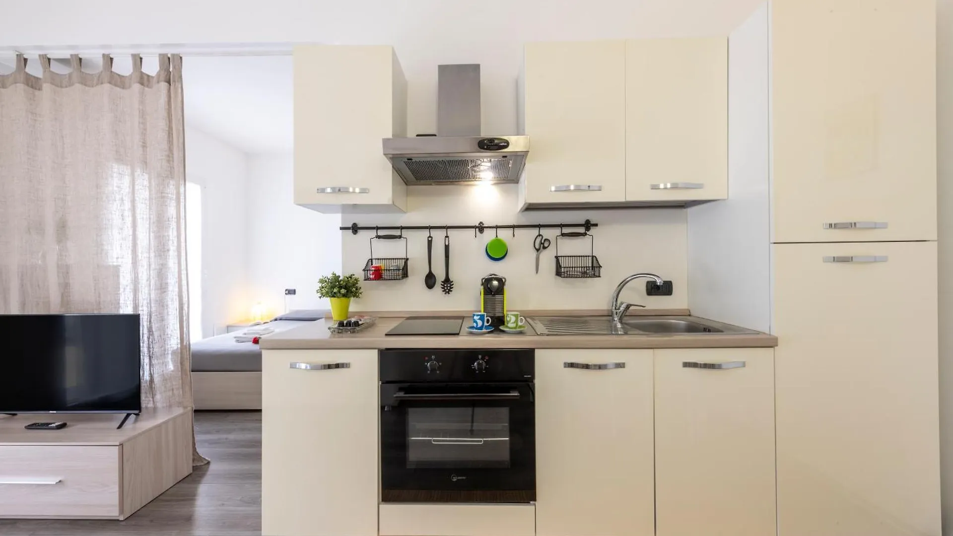 Apartment Bnbutler - Archimede 53 - Bright Studio Milan