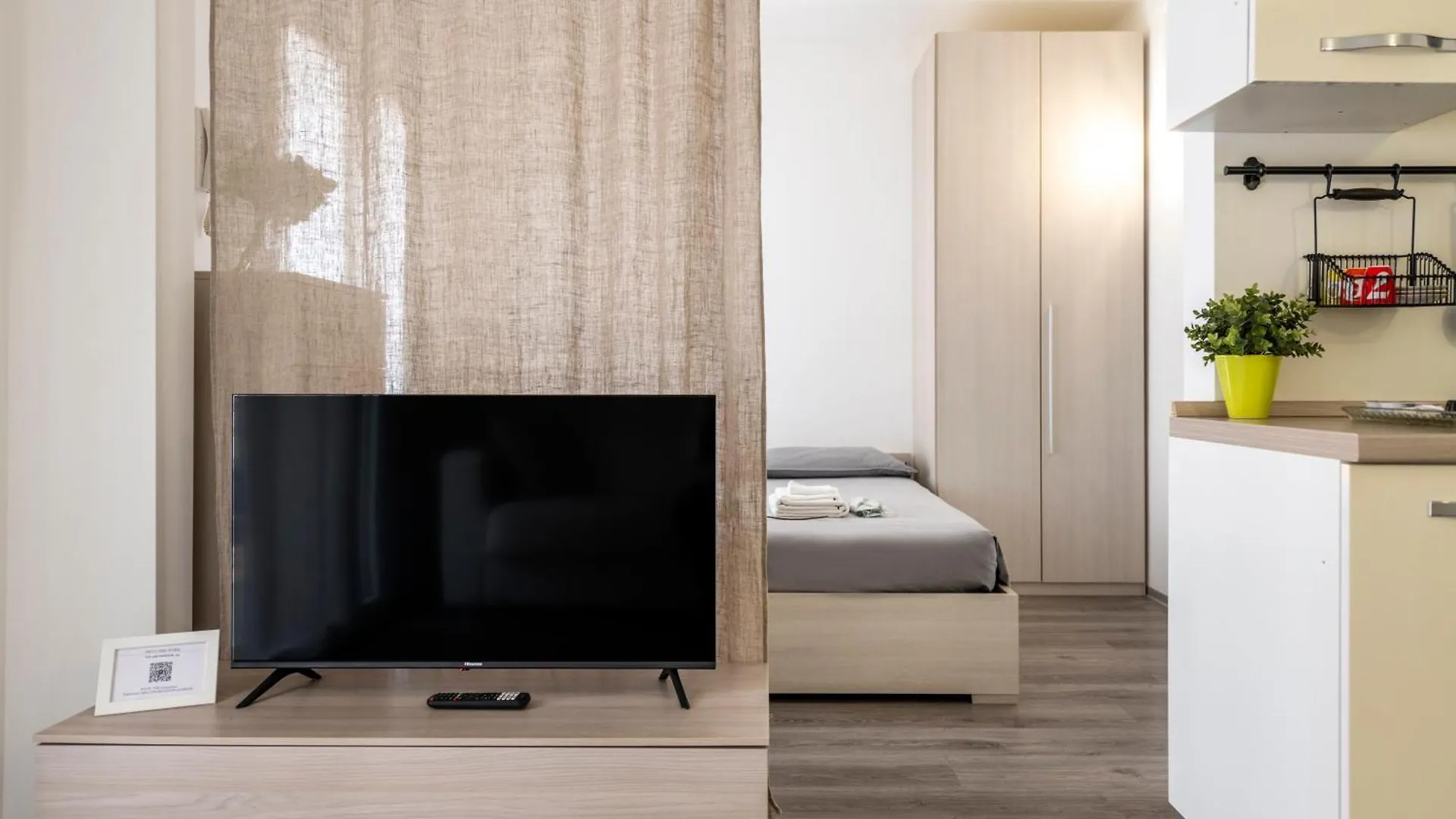 Apartment Bnbutler - Archimede 53 - Bright Studio Milan