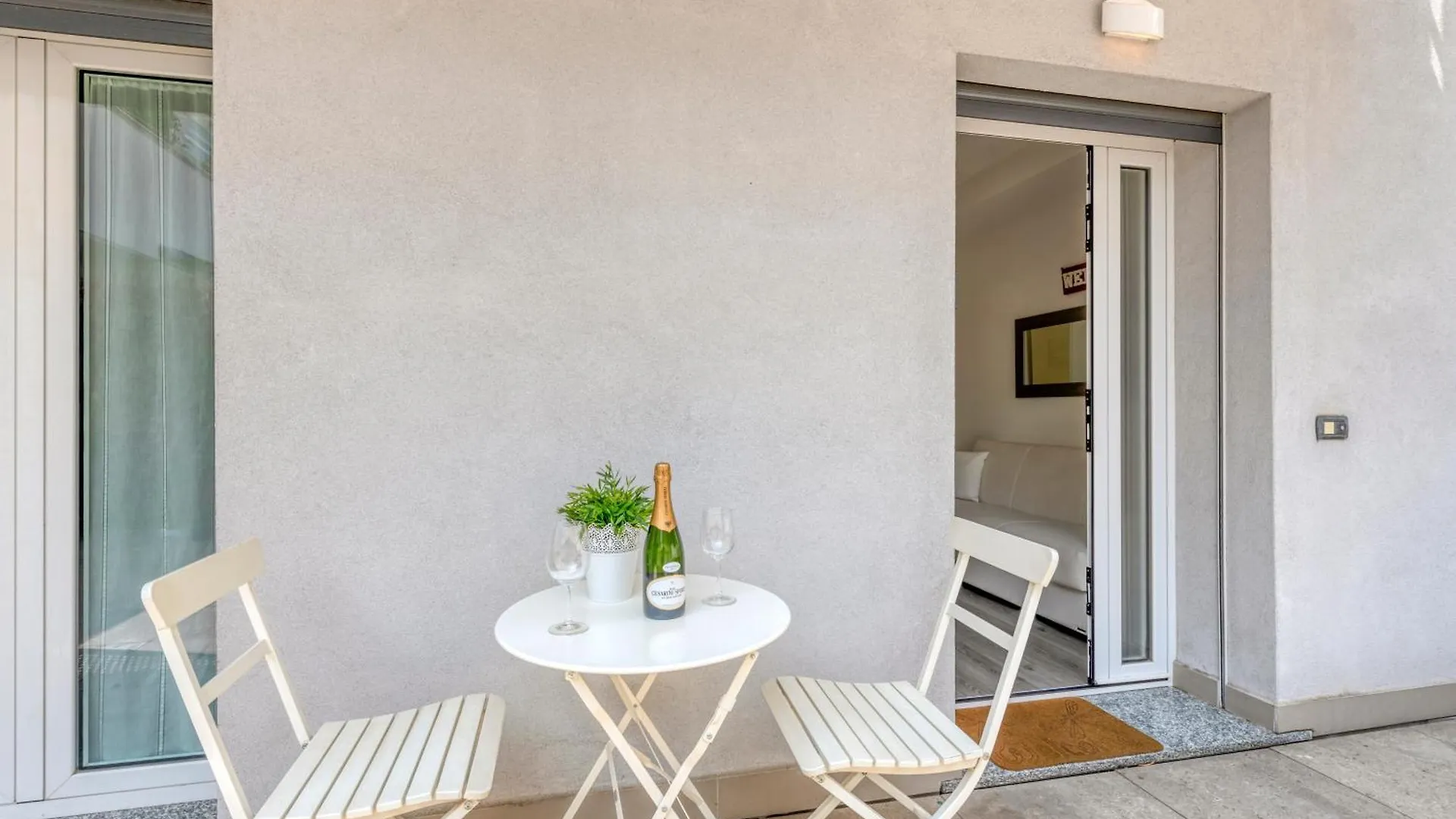 Bnbutler - Archimede 53 - Bright Studio Milan Italy