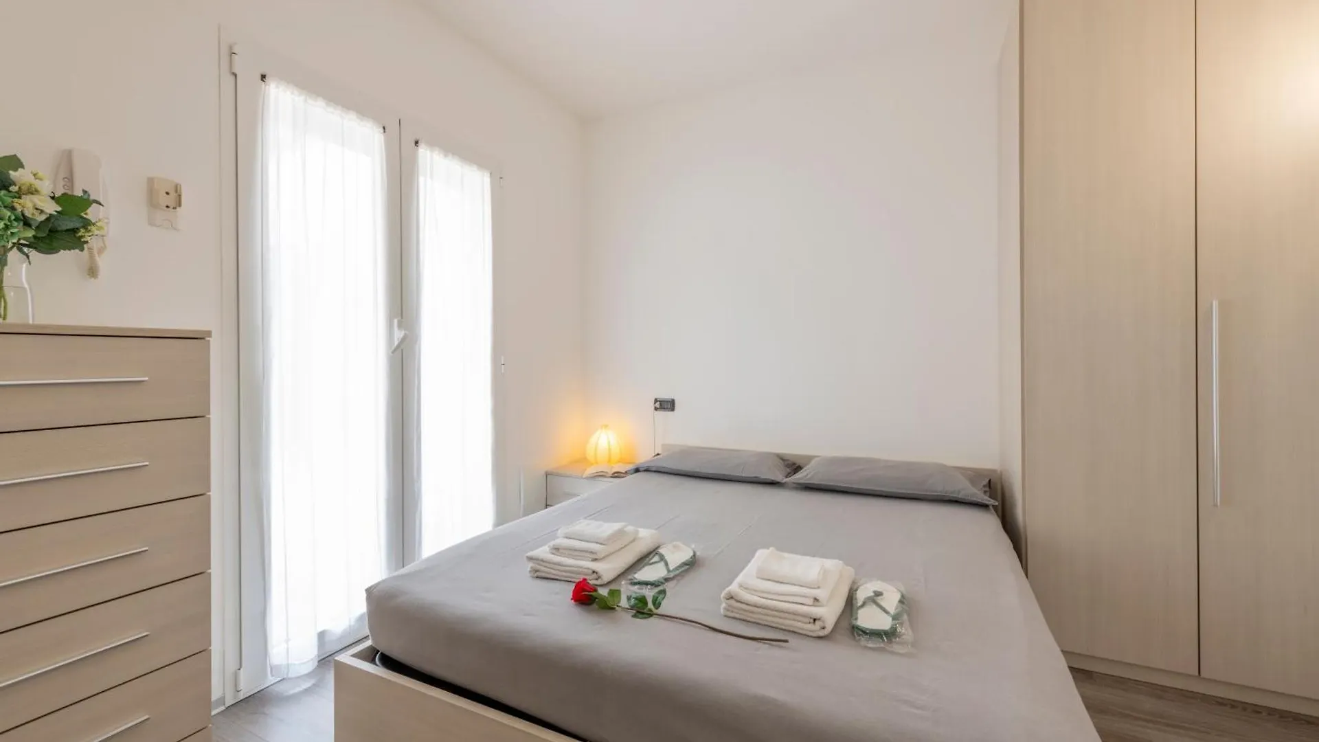 Apartment Bnbutler - Archimede 53 - Bright Studio Milan