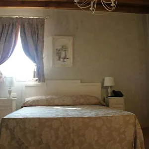 Relais Mondotella Casa di campagna Pozzolengo