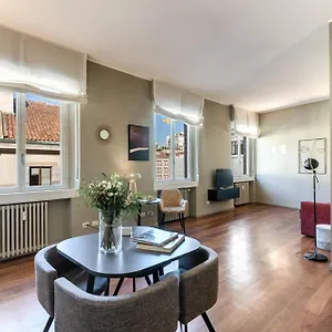 Apartment Santa Tecla, Mailand