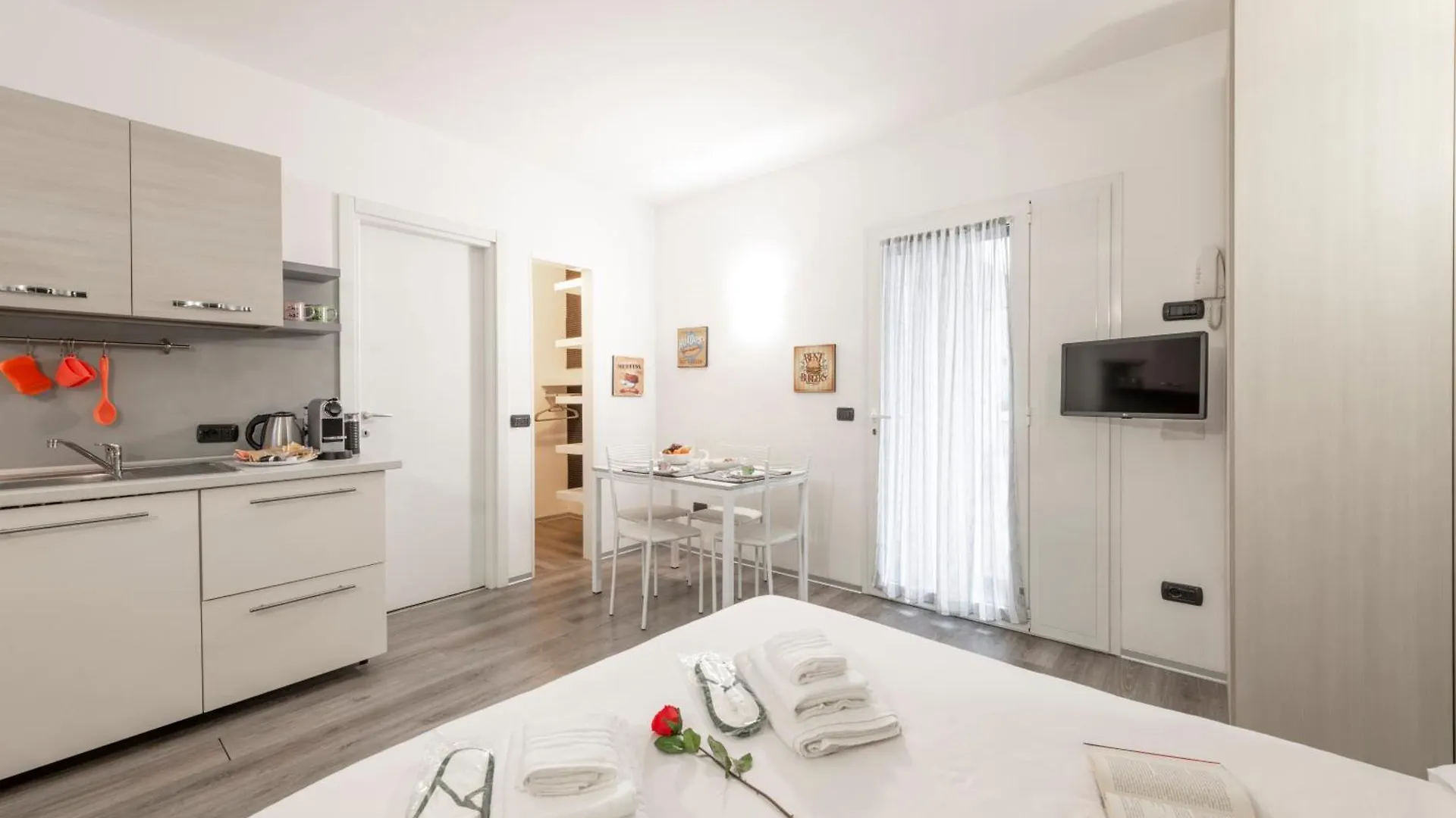 Bnbutler - Archimede 53 - Bright Studio Milan Italy