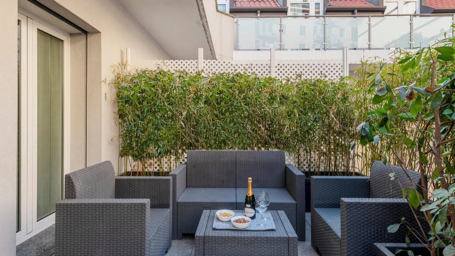 Bnbutler - Archimede 53 - Bright Studio Milan Apartment